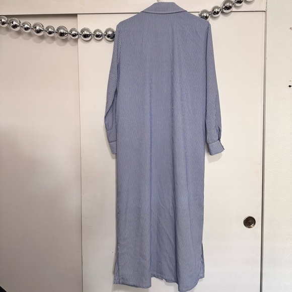 Tuckernuck Pomander Place Blue Stripe Griffin Dress - Picture 10 of 12